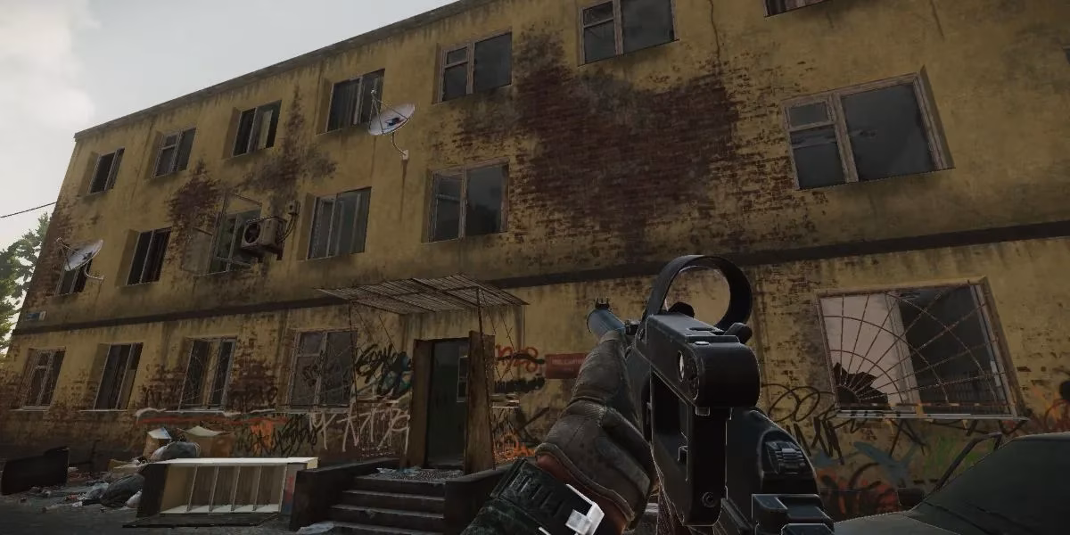how-i-learned-to-stop-dying-on-tarkov-s-customs-map-image-4